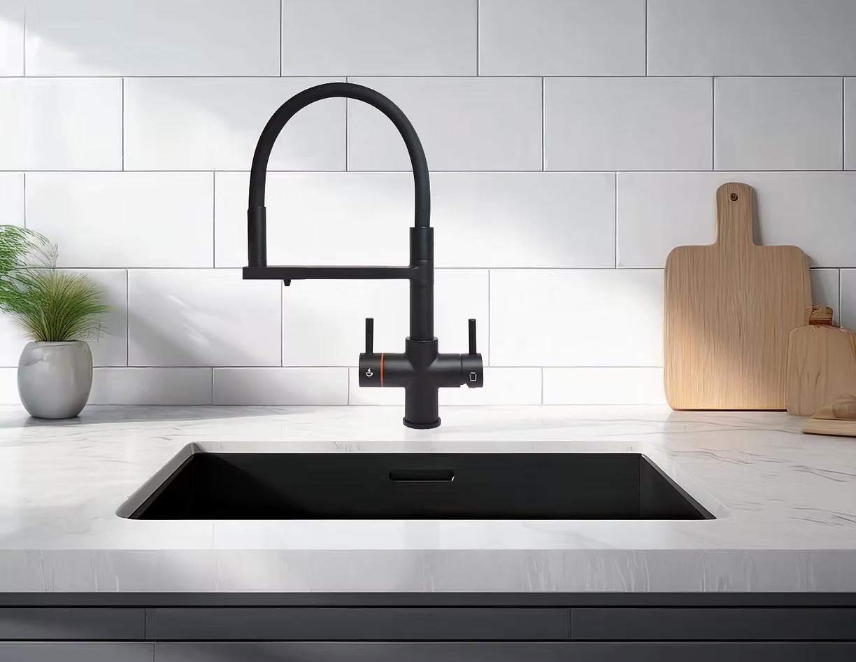 Acquapuro Aquila 4 in 1 Hot Water Tap - Stylish & Functional