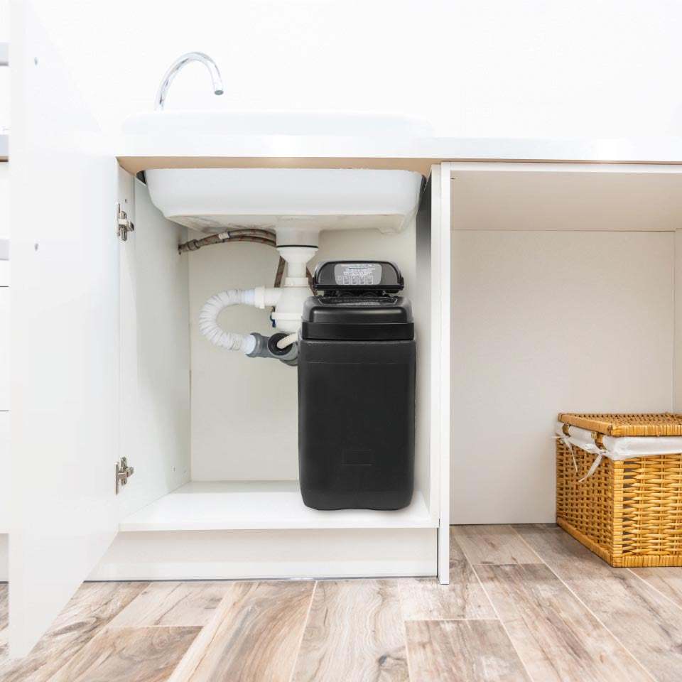 Ecosoft Pink 100 water softener, 10 litre