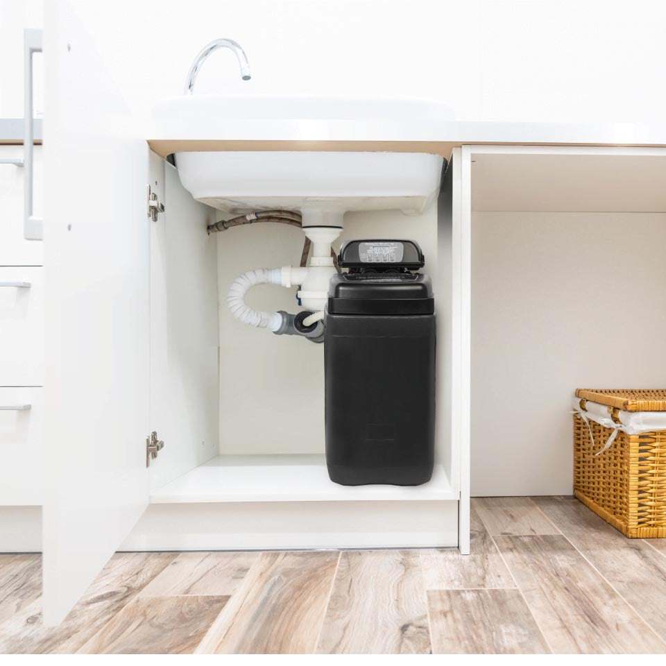 Ecosoft Pink 150 water softener, 15 litre | GAPS Water Treatment