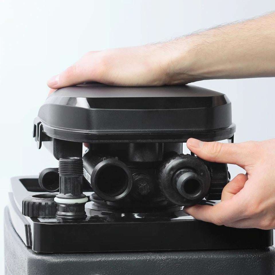 Ecosoft Pink 200 water softener, 20 litre | GAPS Water Treatment