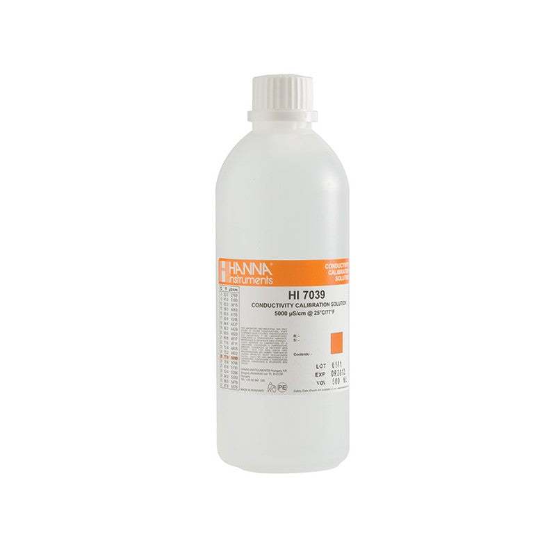 HI-7039L 5000 uS conductivity calibration solution in 500mL bottle for precise mid to high-range measurements