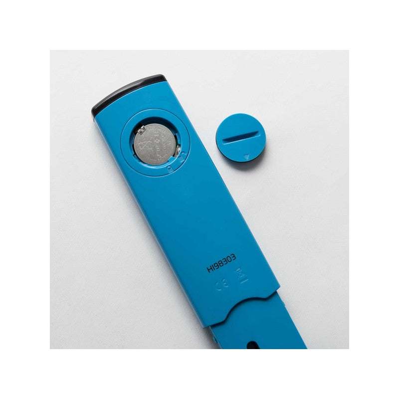 HI-98303 Pocket Conductivity Tester measuring 0 to 2000 µS/cm conductivity with compact, durable design and LCD display