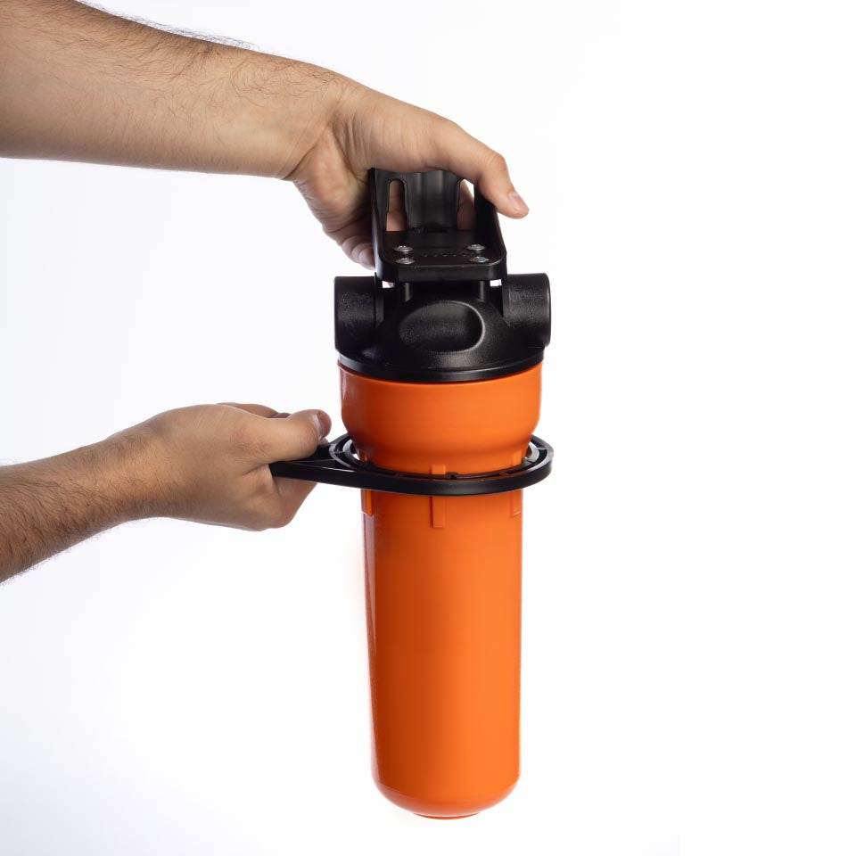 Ecosoft 10-inch hot water filter housing with brass connections and durable plastic body for 1/2 inch pipes