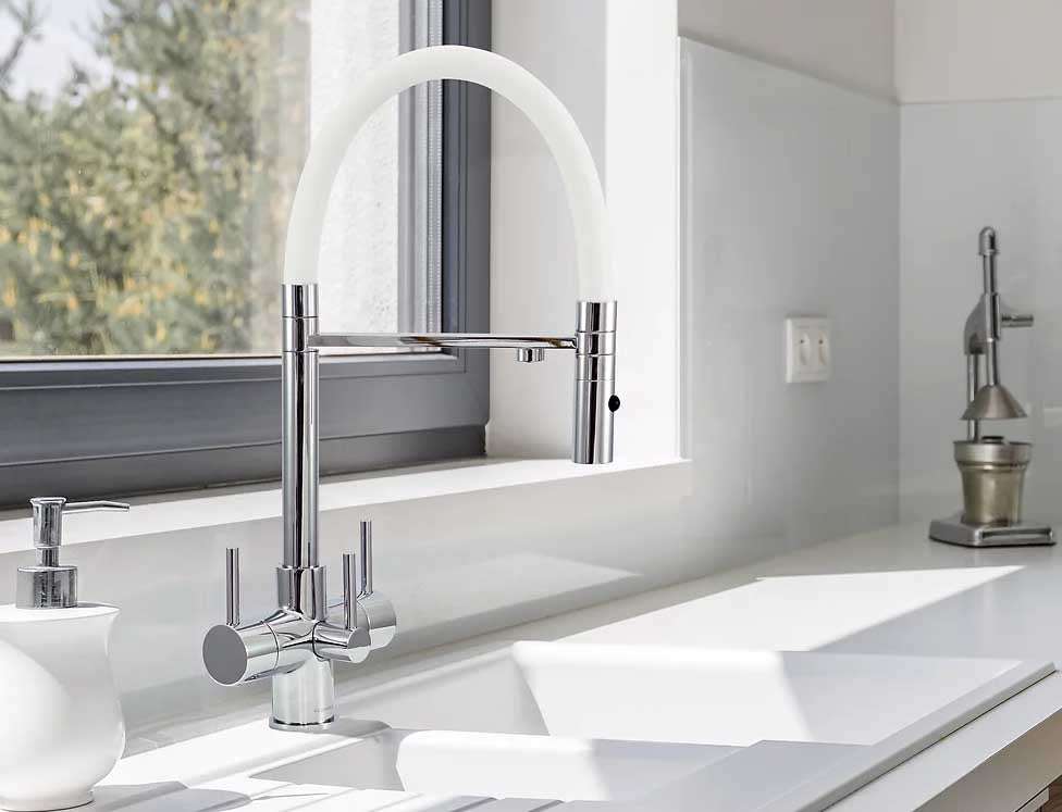 Acquapuro Aquila 3 Way kitchen tap with three levers and brushed PVD-coated finish