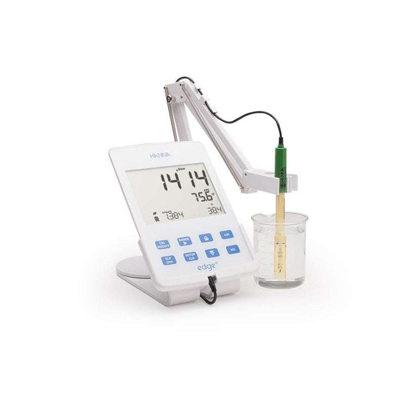 HI-2003 Edge Conductivity Meter handheld portable device with digital display and conductivity probe
