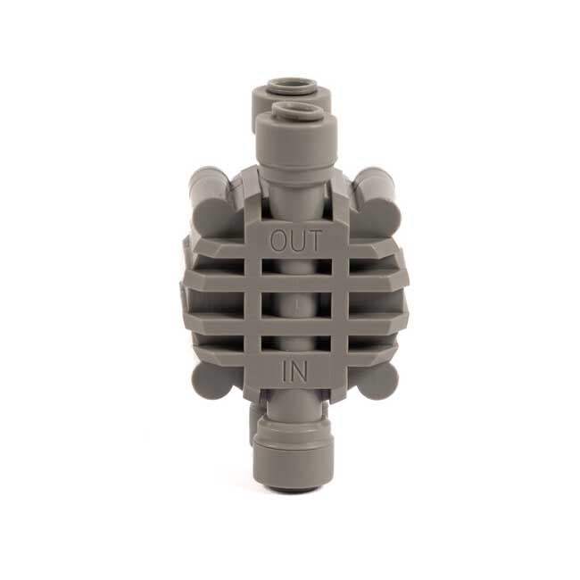 Shut off valve 1/4" for reverse osmosis systems, durable and compact design for efficient water flow control.