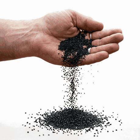 Anthracite 0.8-1.6mm 25kg bag of high-quality filtration media with consistent granule size for industrial and commercial water filtration systems