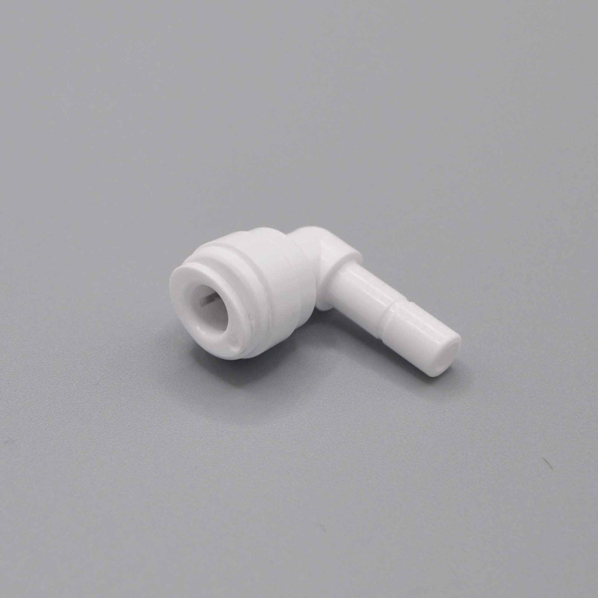 SC-E-S4P4 : SPECTRUM Elbow Connector 1/4" Stem / 1/4" Push Fit